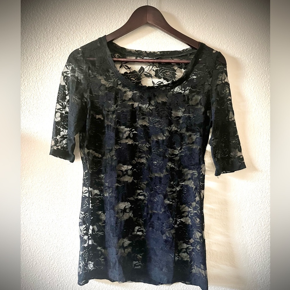 WALLFLOWER - Black Lace Floral Women’s Top